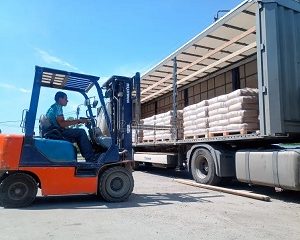 ALUGUEL LOCAÇÃO EMPILHADEIRA OPERADOR